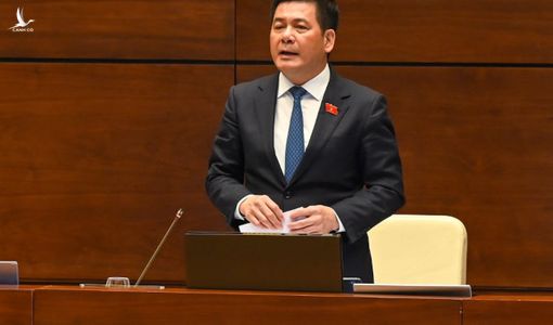 ‘Chỉ dừng nhập khẩu xăng khi Lọc dầu Nghi Sơn đảm bảo nguồn cung’