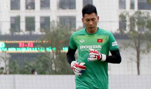 HLV Park Hang-seo bất ngờ gọi tên một thủ môn bổ sung gấp đấu Oman