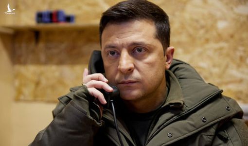 Ukraine thua về sức, TT Zelensky dùng vũ khí bất ngờ trả đòn Nga
