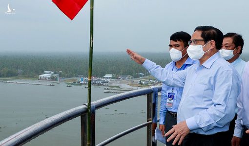 Thủ tướng dự lễ khánh thành công trình thủy lợi lớn nhất Việt Nam