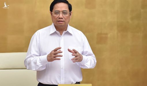 Thủ tướng yêu cầu Bộ Y tế cắt giảm ngay thủ tục mua thuốc phòng Covid-19
