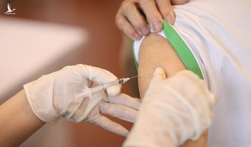 Trẻ em bị nhiễm Covid-19 có cần tiêm vaccine phòng COVID-19?