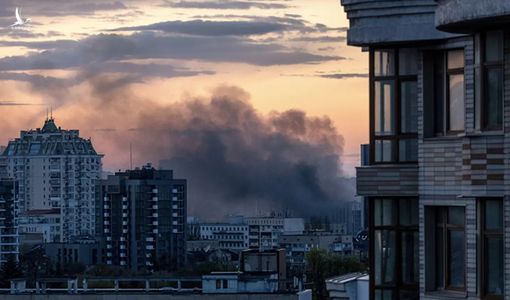Nga phóng hai tên lửa hành trình vào Kiev, tấn công dồn dập trên mọi mặt trận