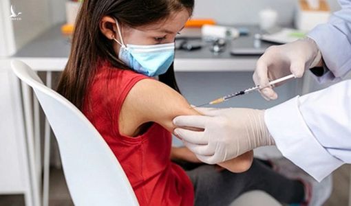 Sắp tiêm vắc xin COVID cho trẻ 5-11 tuổi: BS lưu ý 5 mốc thời gian quan trọng cần theo dõi