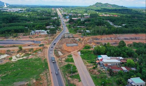 Cao tốc Dầu Giây – Phan Thiết hơn 12.500 tỷ đồng đang thành hình