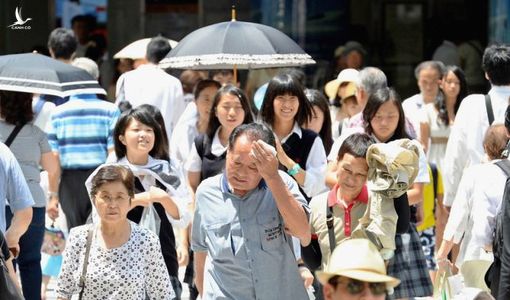 Nhật Bản hứng chịu nắng nóng khắc nghiệt nhất trong vòng 150 năm