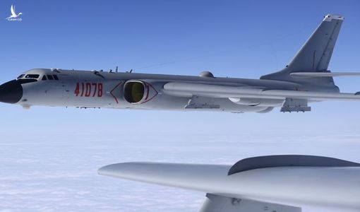 Trung Quốc điều máy bay ném bom “oanh tạc” trên Biển Đông
