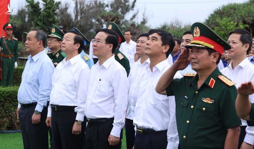 Chủ tịch nước Võ Văn Thưởng: Đảo Phú Quý có vị trí rất quan trọng về an ninh quốc phòng