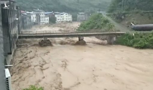 “Tháng 7 thảm họa” ở Trung Quốc