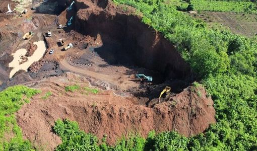 Vấn đề nóng 10/8: Mỏ đất đắp cao tốc Phan Thiết – Dầu Giây nguy cơ sạt lở