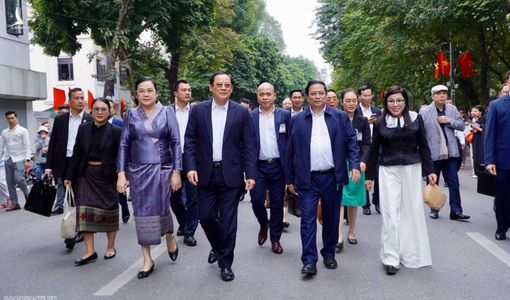 Thấy gì từ chuyến thăm của Thủ tướng Lào Sonexay Siphandone