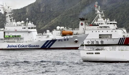 Trung Quốc và Nhật Bản “đối đầu” căng thẳng trên biển Hoa Đông