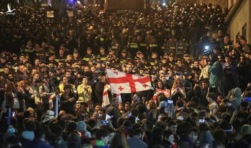 Tbilisi chìm vào hỗn loạn cực độ sau luật ‘đặc vụ nước ngoài’ của Georgia