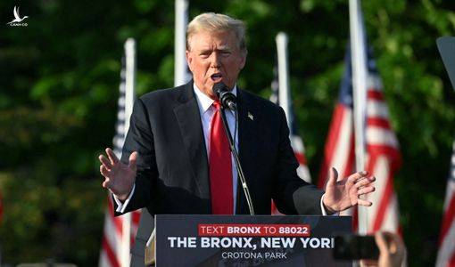 Tin mừng: Ông Trump đề xuất cấp thẻ xanh cho du học sinh tốt nghiệp tại Mỹ