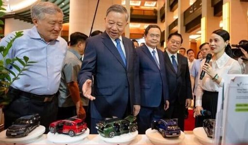 BỘ TỨ CHIẾN LƯỢC