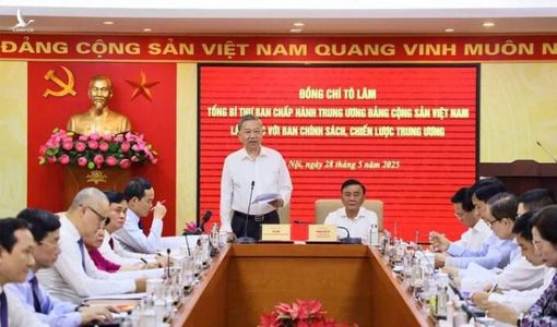 QUYẾT ĐỊNH LỊCH SỬ: NHÀ NƯỚC XOÁ BỎ ĐỘC QUYỀN VÀNG
