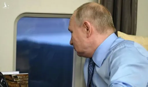 Trực thăng Tổng thống Putin gặp nguy khi bị UAV Ukraine tấn công