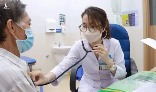 62 bệnh hiểm nghèo điều trị trái tuyến được BHYT chi trả 100%