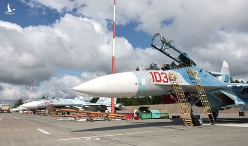 Quân đội Nga đã phóng kỷ lục 480 máy bay không người lái, Ukraine tấn công 5 sân bay quân sự