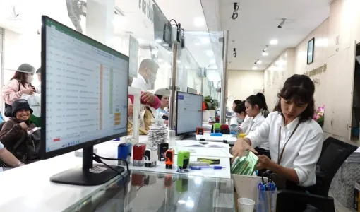 Đưa đón 461 công chức ở Bà Rịa – Vũng Tàu đi TPHCM làm việc sau sáp nhập