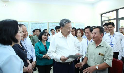 Phục vụ nhân dân chuyên nghiệp – Dấu ấn ngày đầu chính quyền 2 cấp