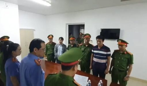 Đắk Lắk: Cơ hội để “làm sạch” ngành y sau vụ bê bối tán sỏi khống