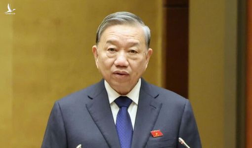 Tổng Bí thư Tô Lâm: Đừng để tuyên bố tinh gọn bộ máy mà sinh thêm tầng nấc xin – cho ngoài thực tế