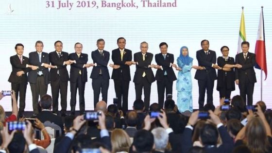 ASEAN ra tuyên bố chung về Biển Đông, quan ngại ‘các sự cố nghiêm trọng’