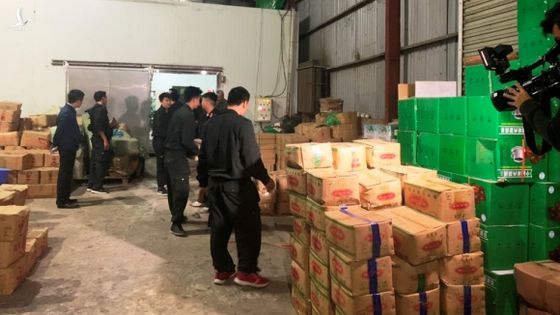 Cận cảnh Bộ Công an bắt giữ cả trăm tấn thuốc bắc nhập lậu từ Trung Quốc