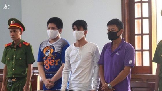 Màn kịch bất dung thứ của người cha trong vụ con gái 12 tuổi bị hiếp dâm