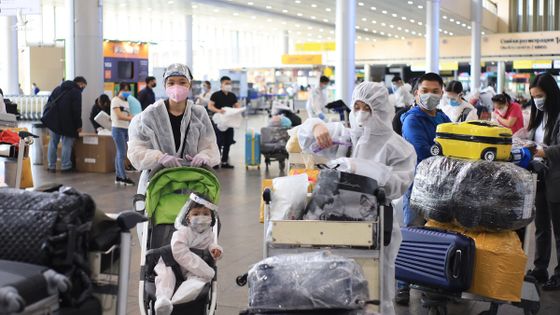 Đưa hơn 300 công dân Việt Nam từ Liên bang Nga về nước