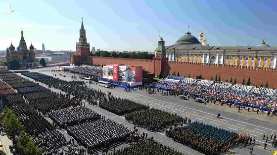 Chùm ảnh Nga duyệt binh rầm rộ mừng Ngày Chiến thắng