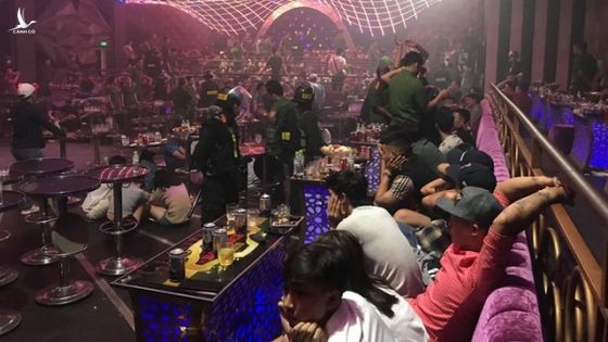 Đồng Nai tạm dừng hoạt động quán bar, karaoke, vũ trường
