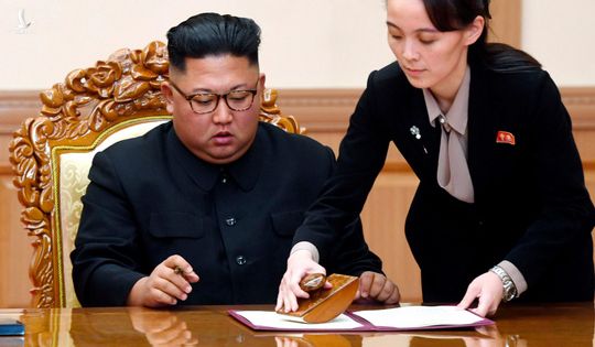 New York Post: Rộ tin đồn ông Kim Jong-un bị hôn mê