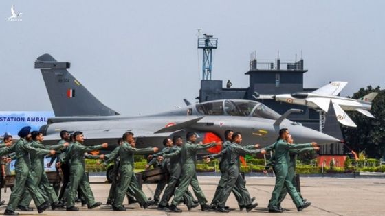 Tiêm kích Rafale – vũ khí làm “thay đổi cuộc chơi” của Không quân Ấn Độ