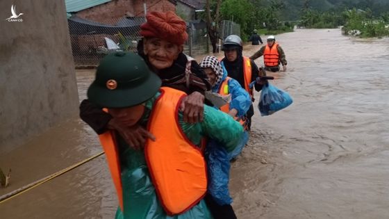 Tây Nguyên thiệt hại khi bão Molave quét qua