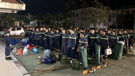 Công an Quảng Nam huy động thêm lực lượng tìm kiếm nạn nhân sạt lở đất