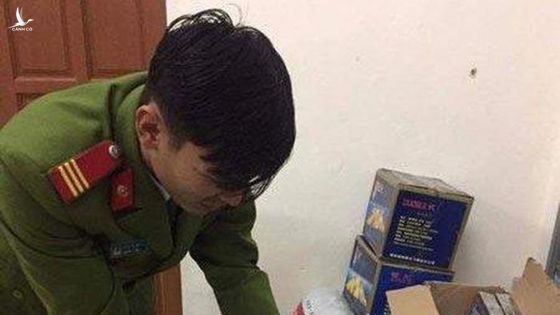 Thu giữ hơn 1 tấn hạt hướng dương tẩm ướp gia vị toàn chữ Trung Quốc