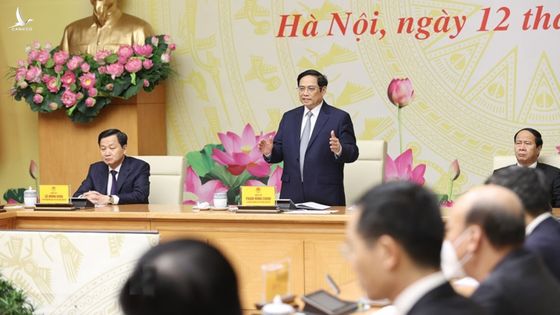 Thủ tướng khẳng định tiếp tục chia sẻ, đồng hành với đội ngũ doanh nhân Việt Nam