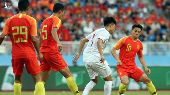 AFC chiều lòng Trung Quốc đổi giờ thi đấu với Việt Nam