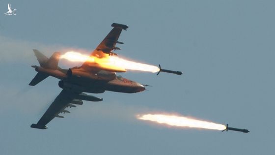 Cường kích Su-25 Nga vừa rơi ở Ukraine