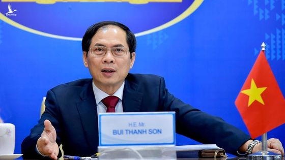Bộ trưởng Bộ Ngoại giao Việt Nam nhiễm Covid-19 sau khi thăm Campuchia