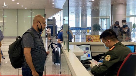 Việt Nam miễn thị thực nhập cảnh cho công dân 13 nước
