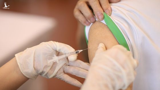 Trẻ em bị nhiễm Covid-19 có cần tiêm vaccine phòng COVID-19?