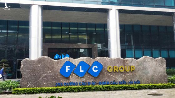 FLC lỗ đậm