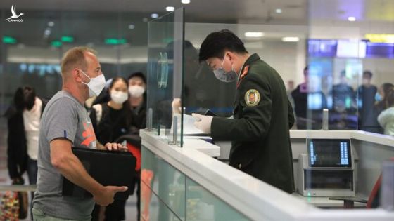 Hàng rào ngăn du lịch Việt Nam hồi phục