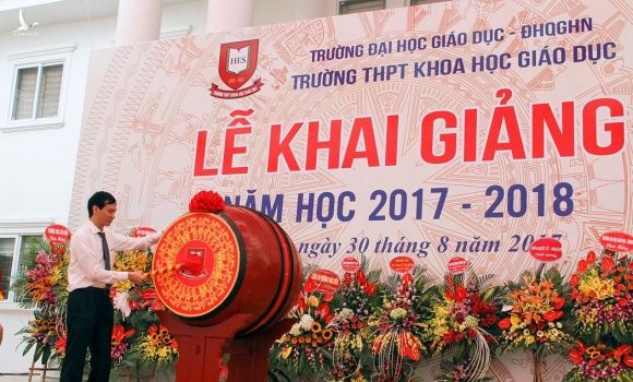 Ai cho Đại học Giáo dục mở trường phổ thông, thu tiền gấp 40 lần trường công?