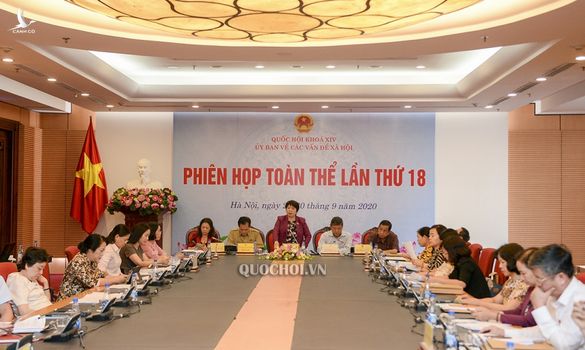 ĐBQH: Tôi đi các tỉnh miền núi thấy người dân khó khăn nhưng cán bộ lại “rất khá”