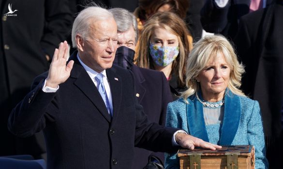 Tân tổng thống Mỹ Joe Biden tuyên thệ nhậm chức