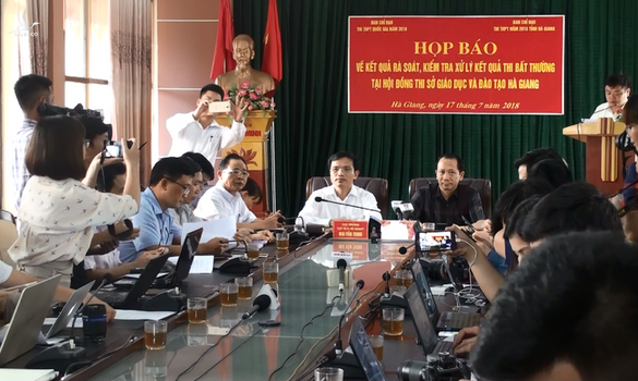 Công an khởi tố điều tra vụ gian lận thi cử vào năm 2017 ở Hà Giang